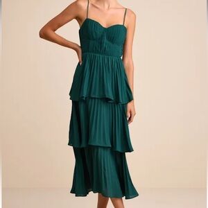 Lulus Cascading Crush Emerald Tiered Bustier Midi Dress! ✨